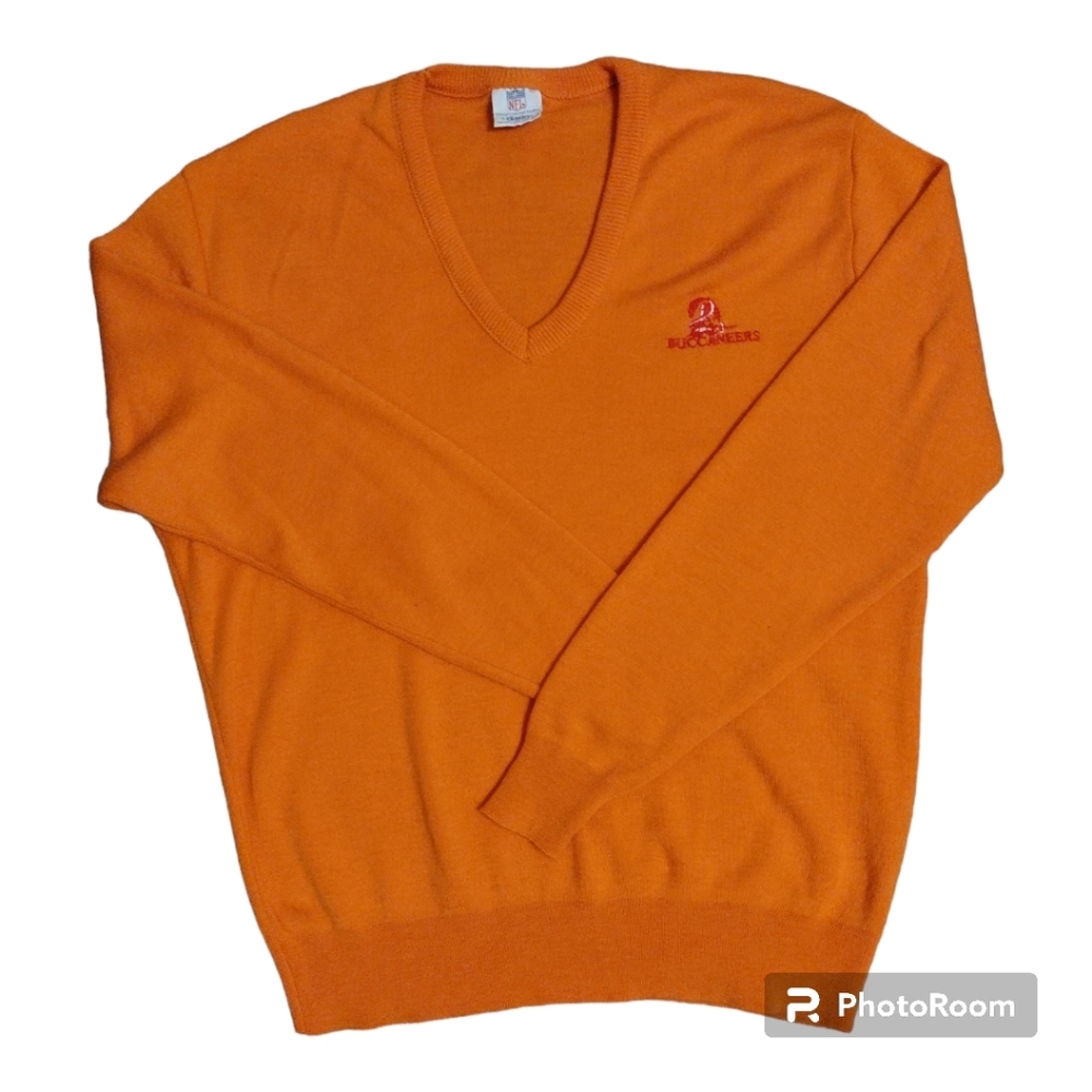Vintage NFL Buccaneers V-Neck Sweater